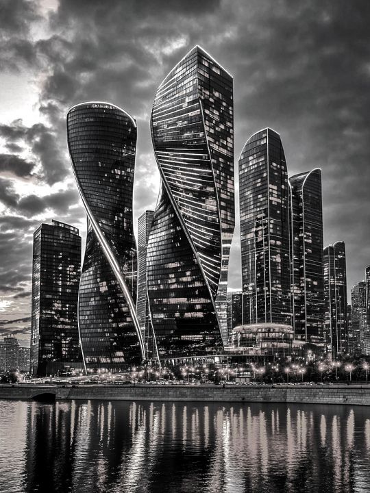 Алмазная мозаика без подрамника «Небоскребы» 130x100 см, 12 цветов