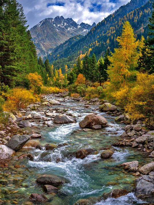 Алмазная мозаика без подрамника «Осень в горах» 40x30 см