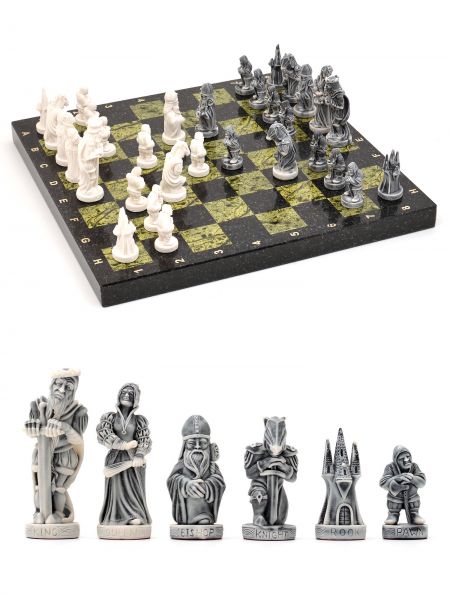 Шахматы каменные «Средневековье» тёмно-зелёная доска 38x38 см