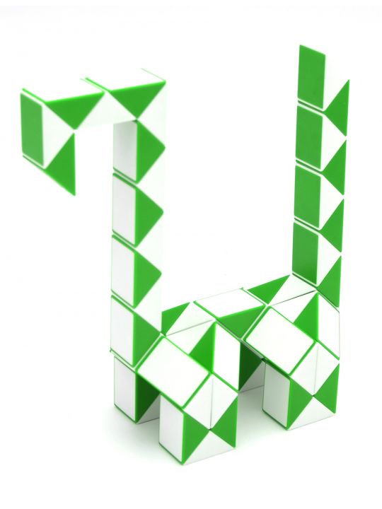 Головоломка «Змейка» 60 элементов зелено-белая
