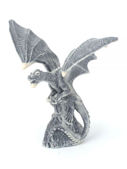 Статуэтка «Дракон с расправленными крыльями» 