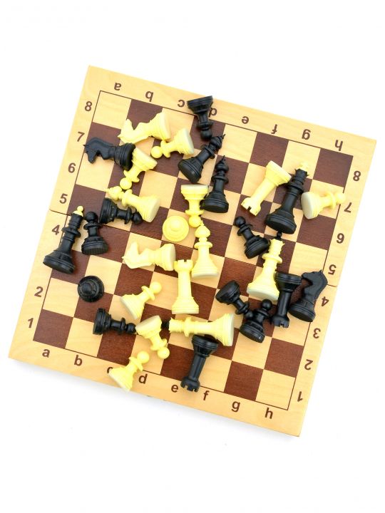 Шахматы «Дорожные» фигуры средневековье пластиковые